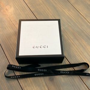 Gucci belt gift box